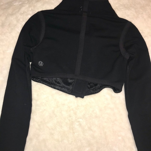 Lulu Lemon Jacket - Picture 4 of 7